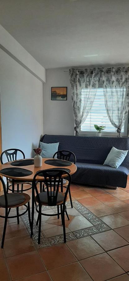 Villa Dobra Family Apartments Вир Екстериор снимка
